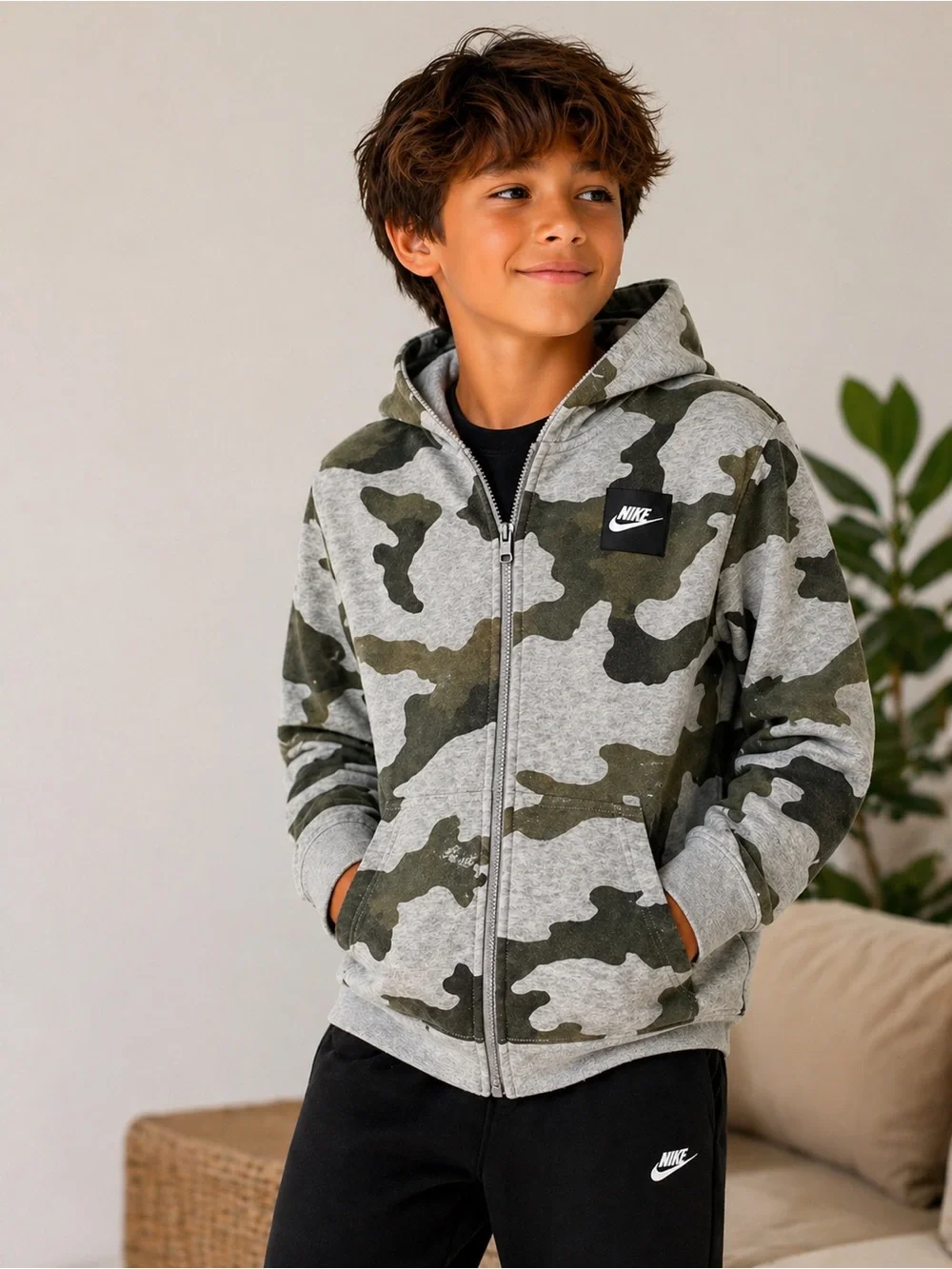 Nike Youth XL Gray Camo Zip Up Hoodie Sweatshirt Kids Unisex